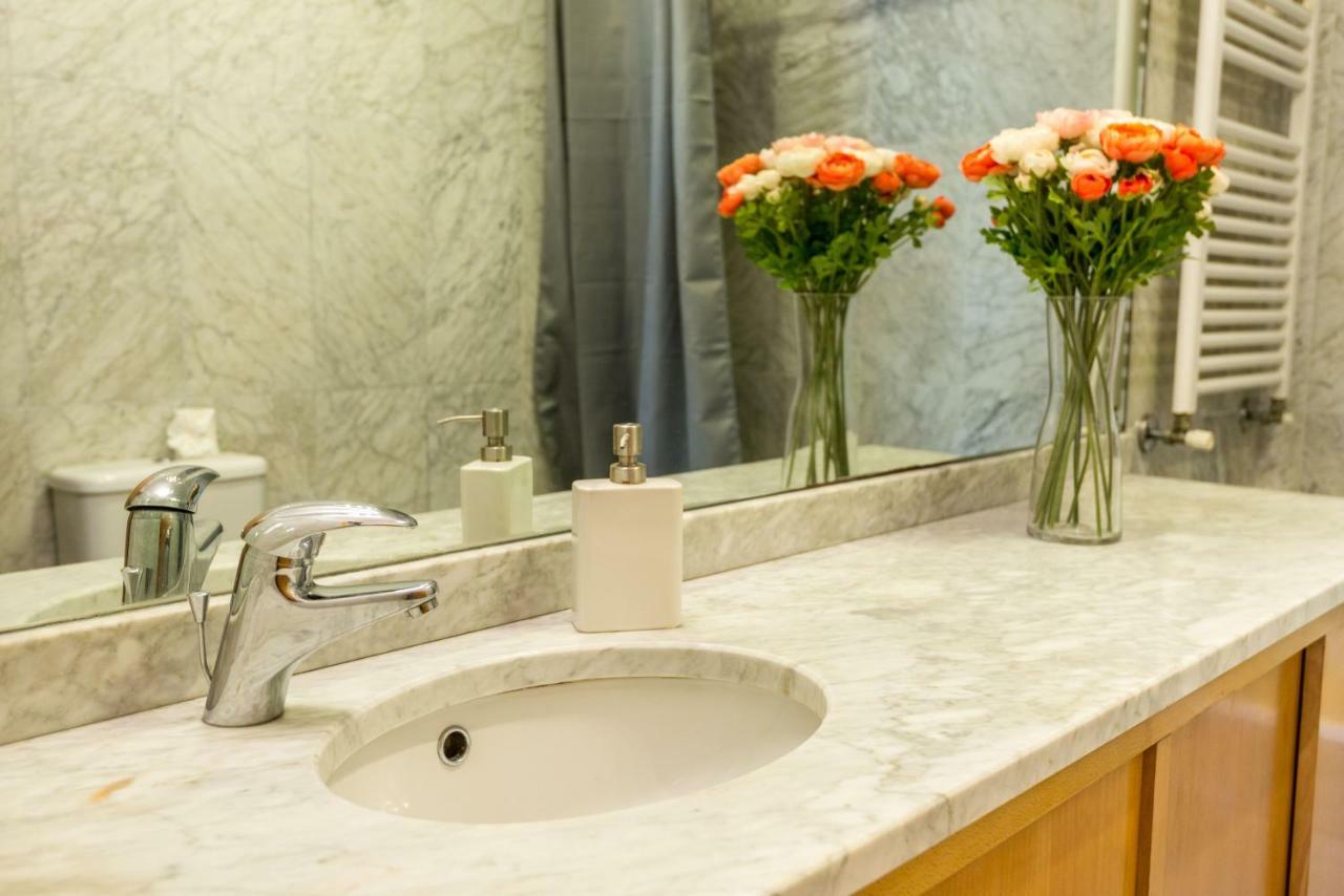 By The Sea Apartment With Large Private Terrace มาโตซีนโญส ภายนอก รูปภาพ